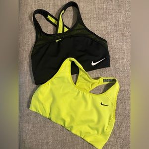 NWOT Nike Sports Bras Size Small